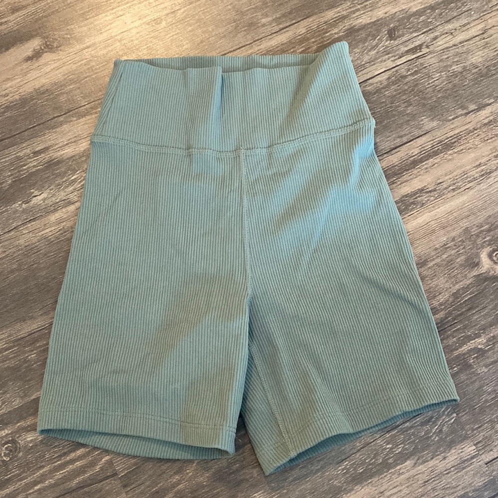 NWT Abercrombie ribbed biker shorts